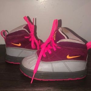 Nike ACG toddler snow boots